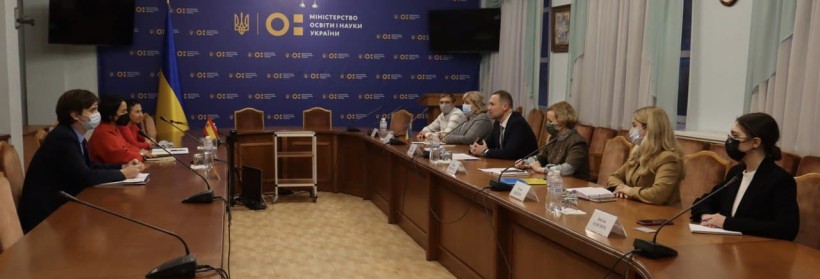 Сергій Шкарлет і Посол Королівства Іспанії підписали декларацію про наміри щодо співробітництва у сфері загальної середньої освіти