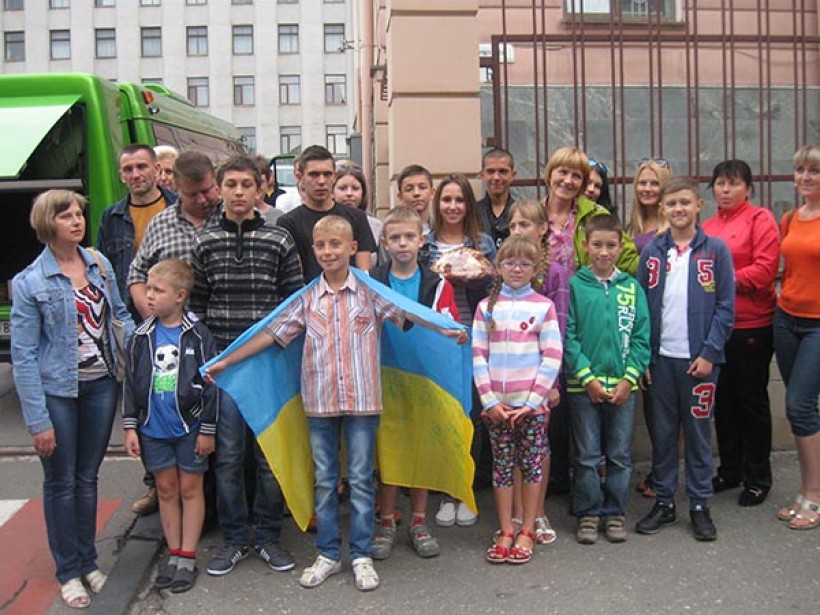 Діти бійців АТО вирушили на відпочинок у Сербію