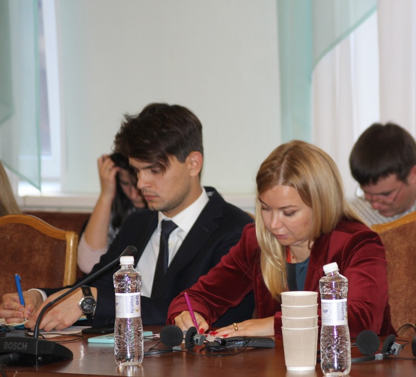 250 закладів професійної освіти вже впроваджують дуальну освіту - їхні учні навчаються як у ПТНЗ, так і на робочому місці, - заступник Міністра Павло Хобзей