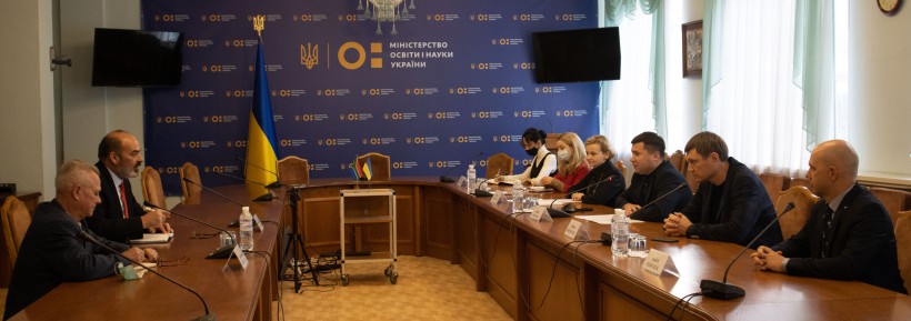 Україна та ПАР планують розширювати співпрацю в науковій сфері, зокрема розглянуть можливість спільних досліджень в Антарктиці