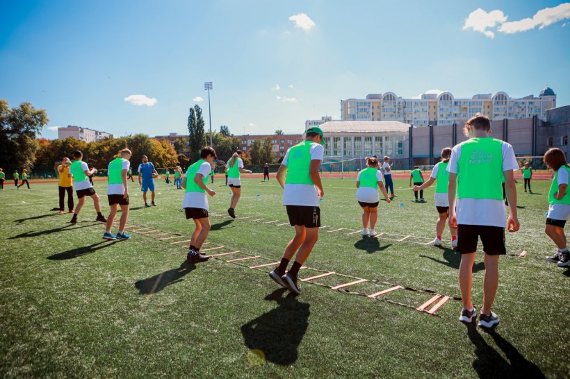 У новий навчальний рік з новою фізичною культурою: Чернігівська область отримала спортивний інвентар