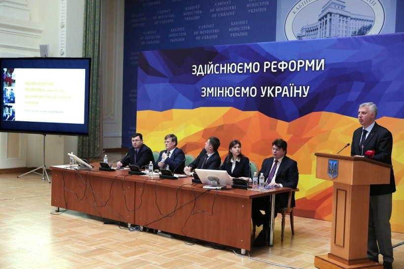 Сергій Квіт: Потрібно розвивати мережу дошкільних закладів та забезпечувати якість освіти у школах і вищих навчальних закладах