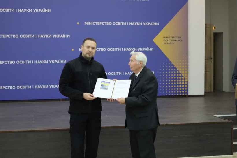 У МОН нагородили лауреатів Премії КМУ за розроблення і впровадження інноваційних технологій