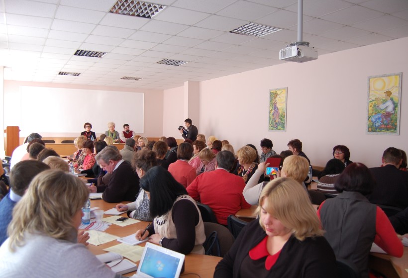 Учасників програми «Інноваційні школи Черкащини» навчали, як розроблювати стратегії закладу