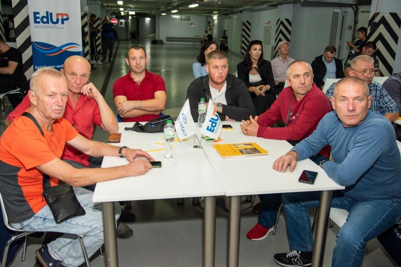 30 майстрів профтехів відвідали навчально-практичну конференцію «Сучасні технології в системі утеплювання будівель»