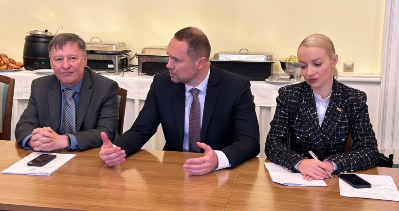 Міністр освіти і науки України зустрівся з українськими дітьми та освітянами у Чехії