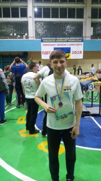 На Чемпіонаті України з армспорту студент ЖНАЕУ здобув “срібло” та “бронзу”