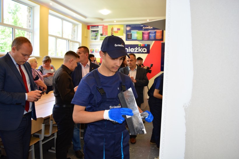 У черкаському закладі профосвіти відкрили сучасний навчально-практичний центр для малярів