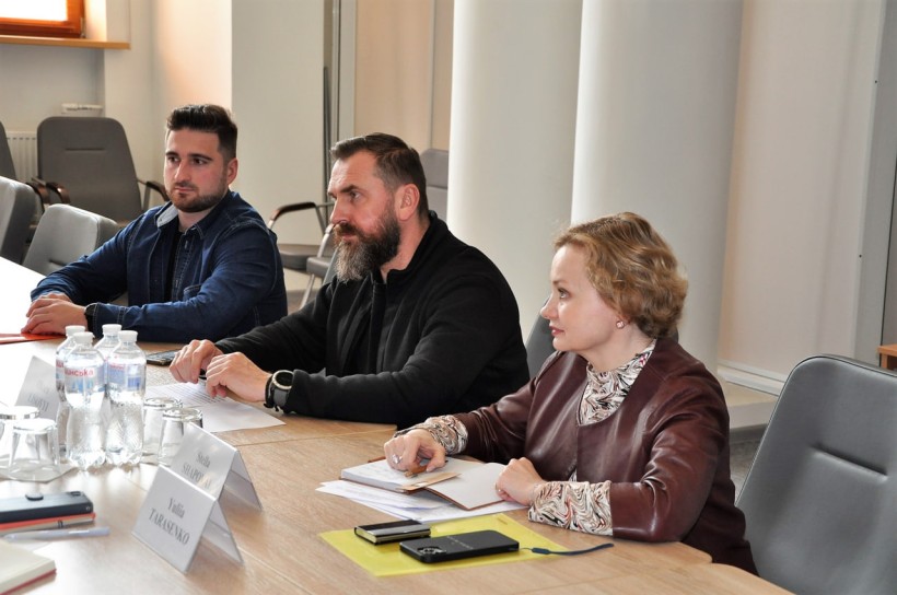 Міністр освіти і науки України Оксен Лісовий провів зустріч із Надзвичайним і Повноважним Послом Фінляндії в Україні Яакко Лехтовіртою