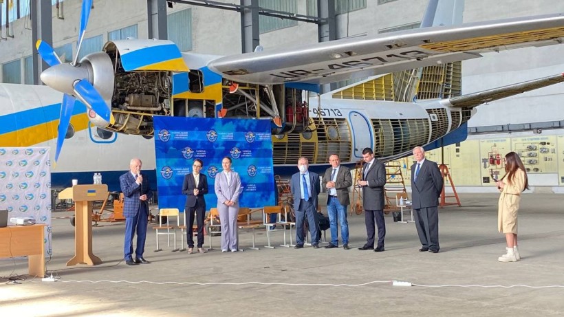 Виставка досягнень молодих учених України в авіаційній та ракетно-космічній галузі