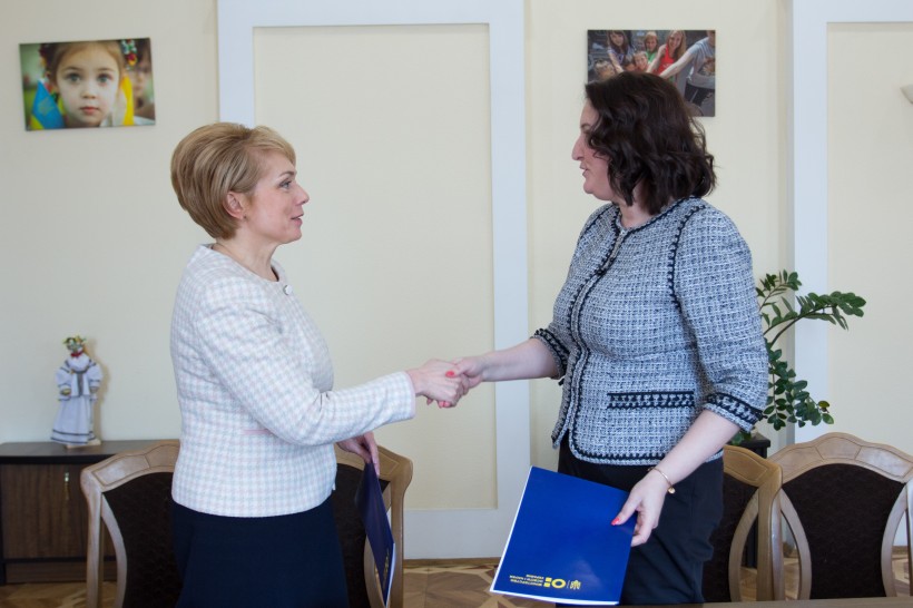 МОН та НАЗК разом розроблятимуть та реалізовуватимуть антикорупційні  програми у вишах, - підписано меморандум