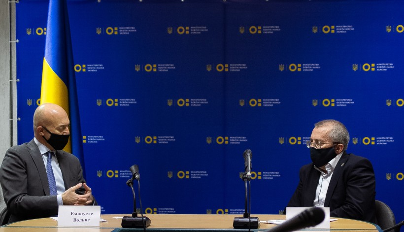 МОН налагоджує взаємодію молодих науковців з експертами бізнесу