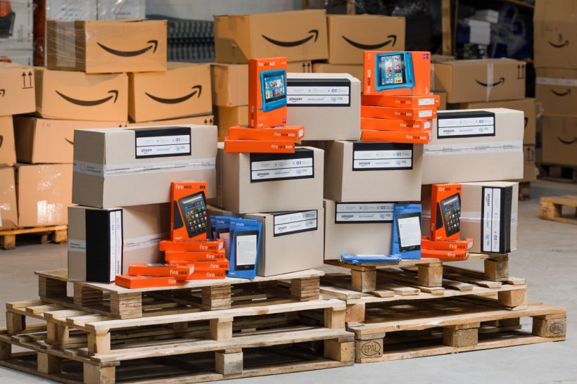 Майже 6 000 гаджетів для українських школярів від Amazon