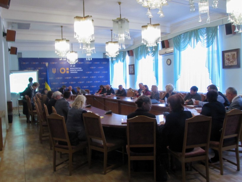 МОН перевірить, на що пішла субвенція на кабінети української мови для шкіл нацменшин – наразі з виділених 46,8 млн грн використано 80%