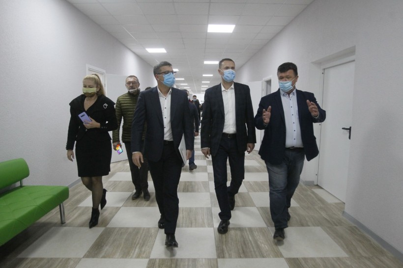 Сергій Шкарлет відвідав у Києві реконструйовану гімназію № 315