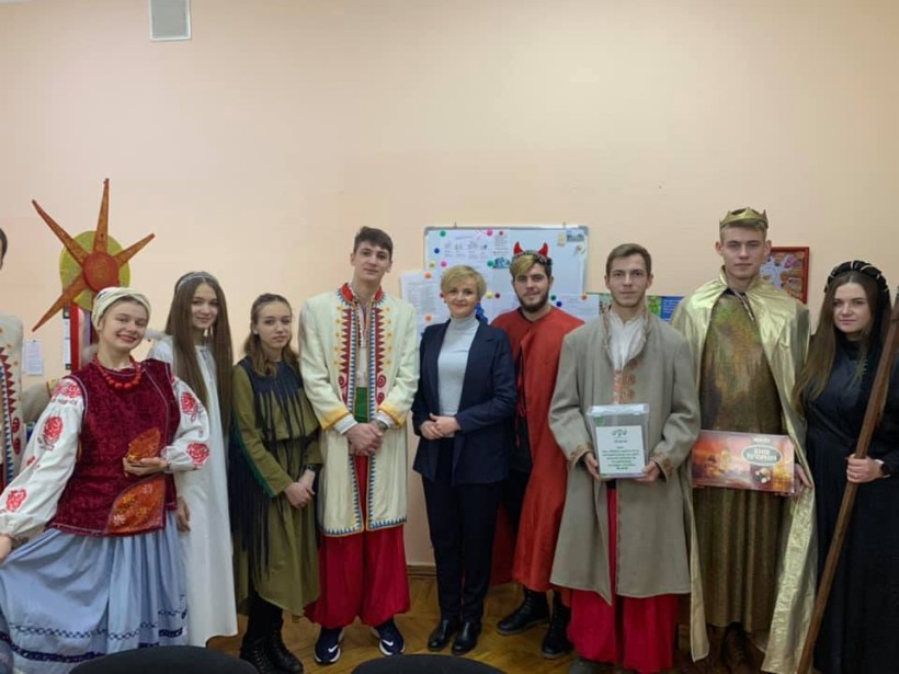 Студенти ХНТУ провели благодійну акцію для допомоги дитині з онкологією