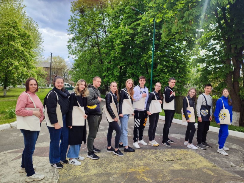 Українські школярі оберігають довкілля