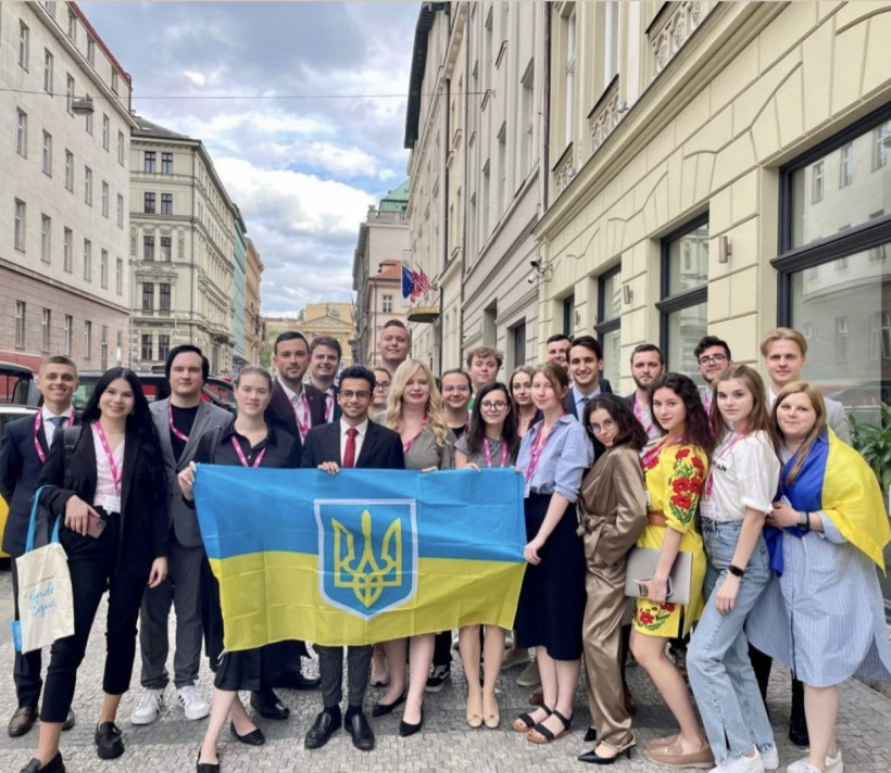 Українські студенти представили на євроконгресі резолюцію про геноцид в Україні