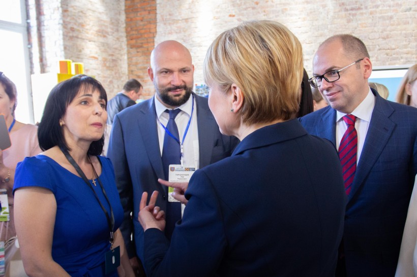 Лілія Гриневич: Ми дали майже мільярд на новий освітній простір для 1-х класів, але на місця кошти віддали лише 3 області, маємо пришвидшити цей процес