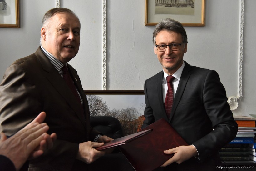 ХПІ спільно з німецьким вишем працюватиме над науковими програмами, двосторонніми проєктами та здійснить академічний обмін - підписано договір