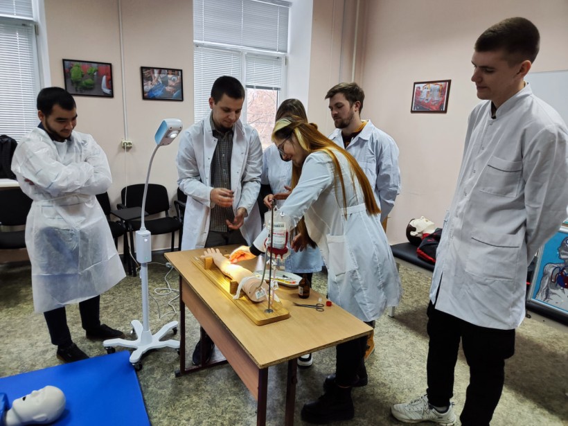 Оксен Лісовий і Михайло Винницький відвідали ЗВО Миколаївщини