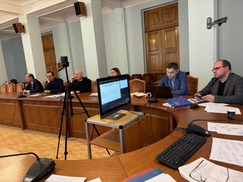 Відбулася нарада з керівництвом Національної та галузевих академій наук України