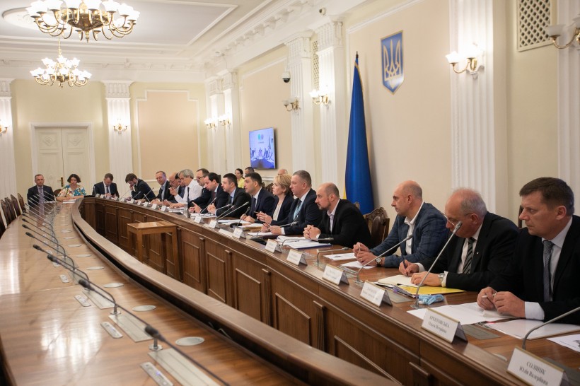 Чи будуть готові перші класи до НУШ: наразі найкраще впорались із закупівлями Сумська та Одеська області, а також місто Київ