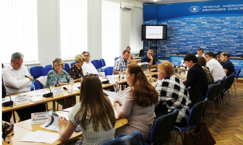Сьогодні учасники ЗНО отримують результати тестування з географії, фізики та хімії