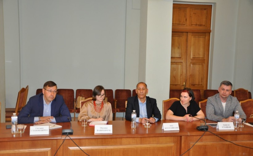 Відбулася зустріч представників Міністерства освіти і науки України та Cormack Consultancy Group