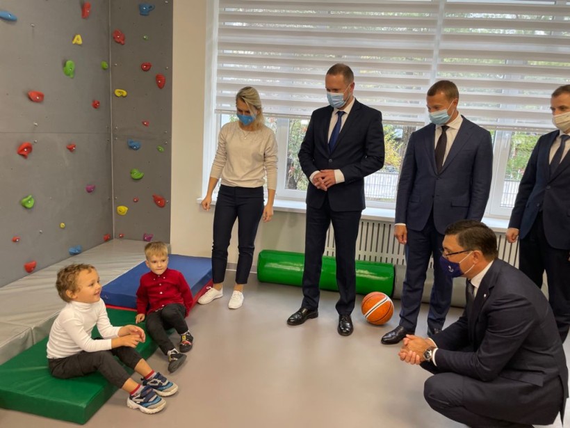 Презентація реконструйованого дитсадка в Маріуполі за участю Міністра Сергія Шкарлета