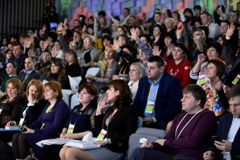Українські вчителі впроваджують хмарні технології у навчання