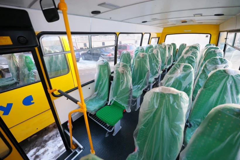 Сім громад Львівщини отримали шкільні автобуси