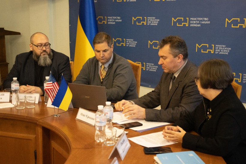 У МОН відбулась зустріч щодо підтримки дистанційного навчання англійської мови для закладів середньої освіти України