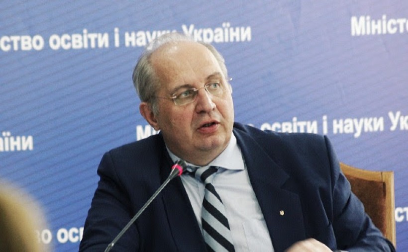“У зв’язку з аварією будівлі, дітям, які навчаються у  середній школі № 6 у місті Васильків, оголошено тимчасові канікули. З понеділка школярі навчатимуться у сусідніх школах”, - Павло Хобзей