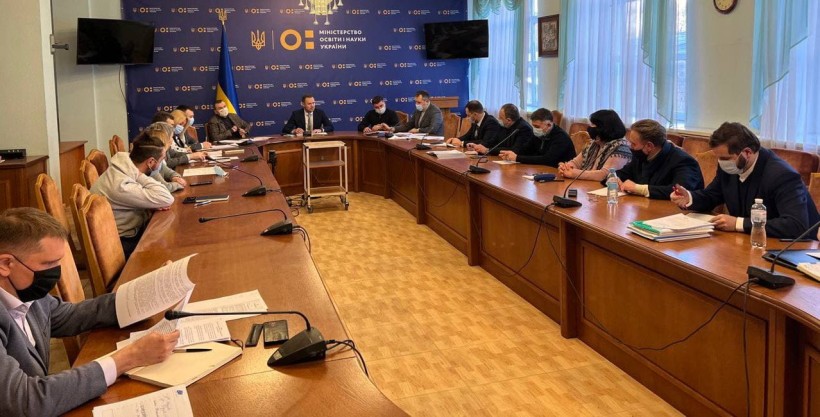 Відбулася нарада щодо діяльності Національної комісії зі стандартів державної мови