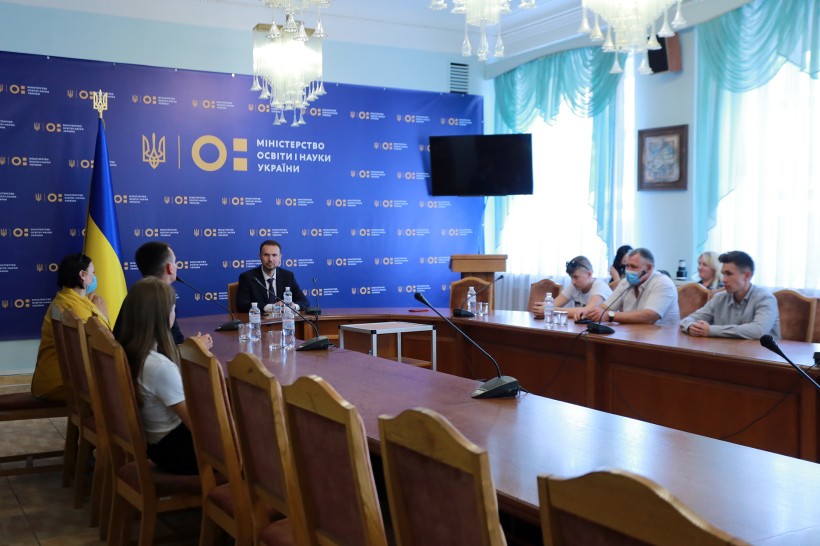 Трьом юнакам, які врятували жінку в Станіславчику, вручили Подяки МОН