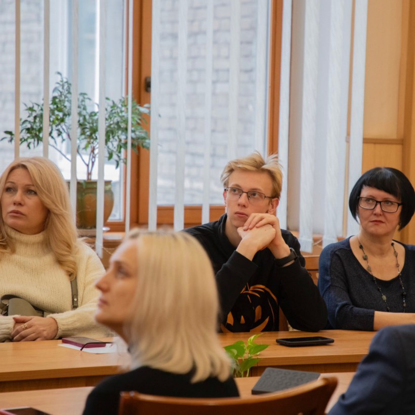 Олег Шаров зустрівся із представниками закладів ФПО та ректорами ЗВО Запорізької області