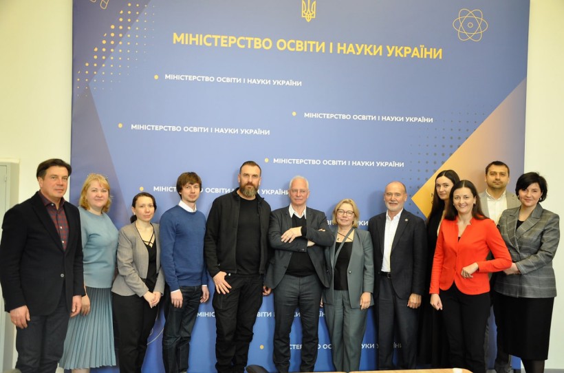 Оксен Лісовий провів зустріч щодо роботи пілотних ЗВО із представниками Благодійного фонду «Повір у себе» та Посольства Швейцарської Конфедерації в Україні