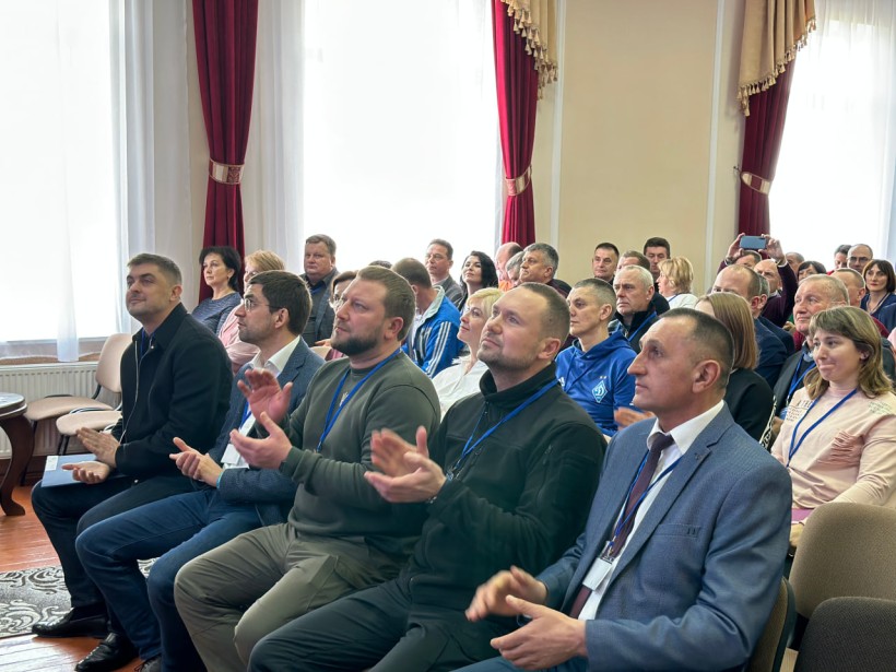 Здорова Україна: за участю Сергія Шкарлета розпочався обласний активний форум у Тернополі