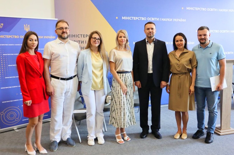 Для допомоги студентам і викладачам юридичної сфери створено інноваційний електронний підручник