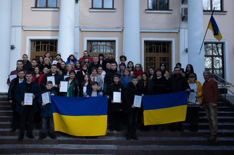 У МОН нагородили переможців VII Міжнародного конкурсу наукових і мистецьких робіт імені Володимира Маняка та Лідії Коваленко