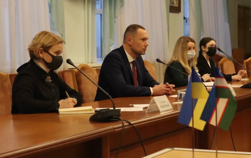 Сергій Шкарлет зустрівся з Послом Республіки Узбекистан