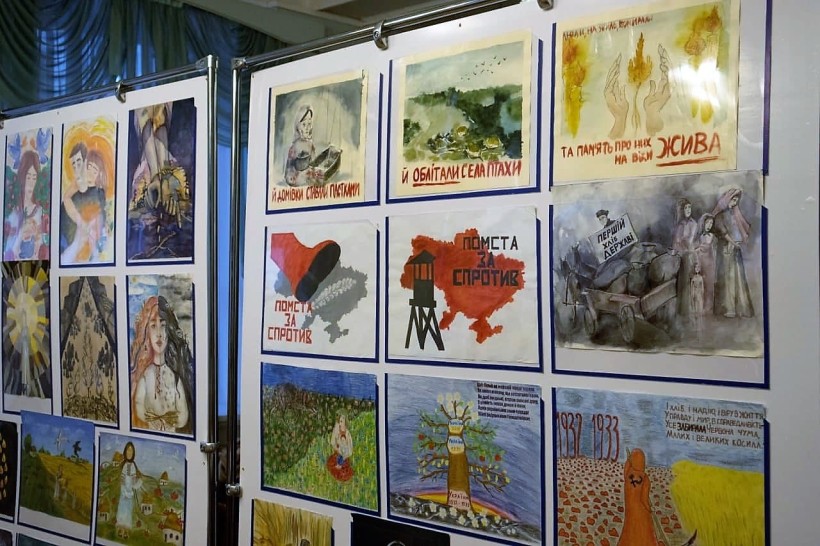 Нагороджено переможців Конкурсу наукових і мистецьких робіт імені Володимира Маняка та Лідії Коваленко