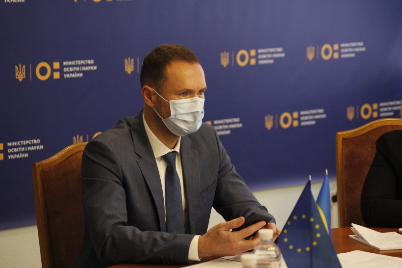 Очільник МОН Сергій Шкарлет під час зустрічі з Послом ЄС в Україні Матті Маасікасом підтвердив незмінність курсу реформ