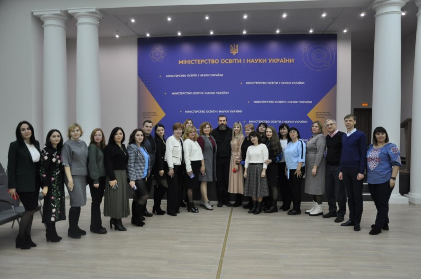 Оксен Лісовий зустрівся з учителями, які успішно склали сертифікацію