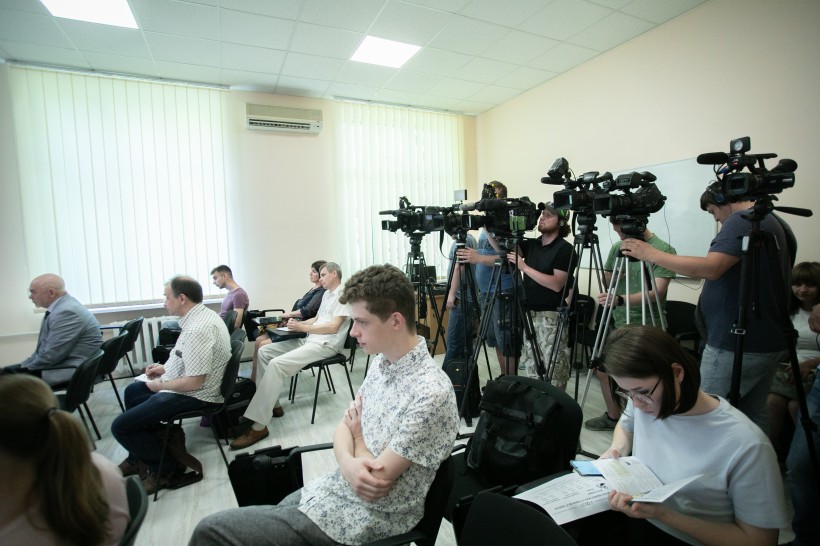 Для вступників з окупованих територій відкрилися центри «Донбас-Україна» й «Крим-Україна» – там можна вступити без ЗНО, паспорта та атестата