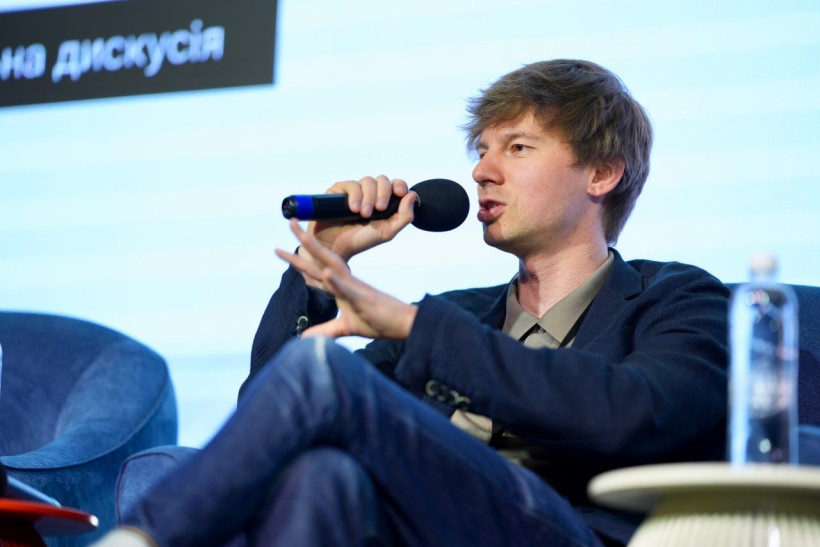 МОН, Мінцифра та Genesis зібрали понад 2000 освітян на конференцію про інновації, ШІ та неформальну освіту в ЗВО