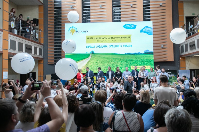 Лілія Гриневич: у 25 українських школах пропілотують новітню програму соціального, емоційного та етичного навчання