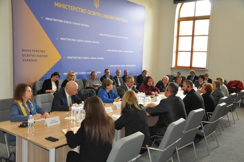 Відбулася зустріч Оксена Лісового з делегацією Всесвітньої федерації профспілок «Інтернаціонал освіти»