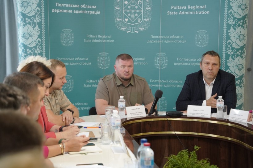 У Полтаві за участю Держсекретаря МОН проведено нараду щодо готовності області до початку нового навчального року